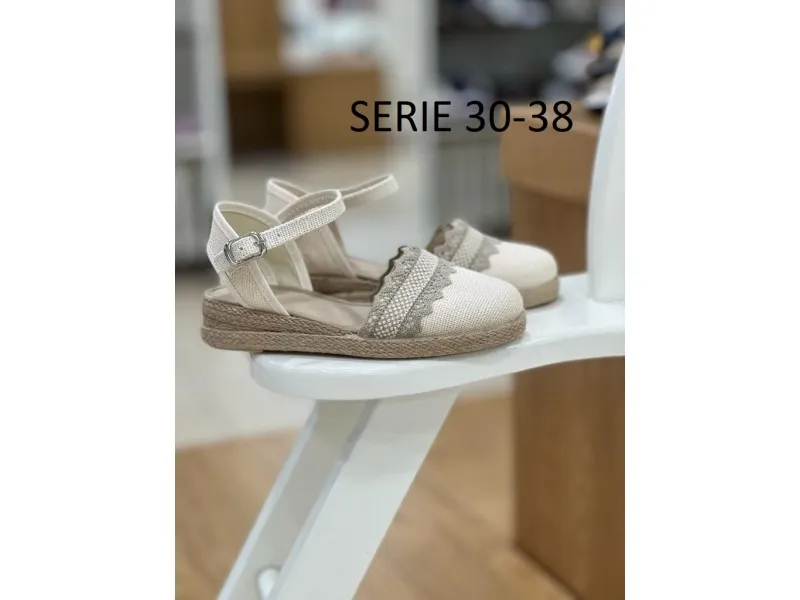 ALPARGATA PARA NIÑA 203031 CALZADOS GAYOSO EN COLOR BEIGE