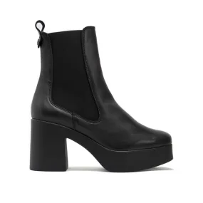 BOTINES DE TACÓN NEGRO CON ELASTICOS LAURA