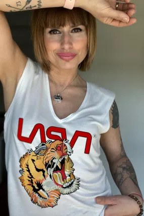 Camiseta de mujer cuello pico TIGER Blanca