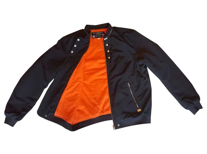 INDUSTRIA DIESEL BOMBER Negro 