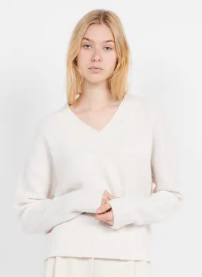 MILA - Jersey de mezcla de lana con cuello de pico en blanco