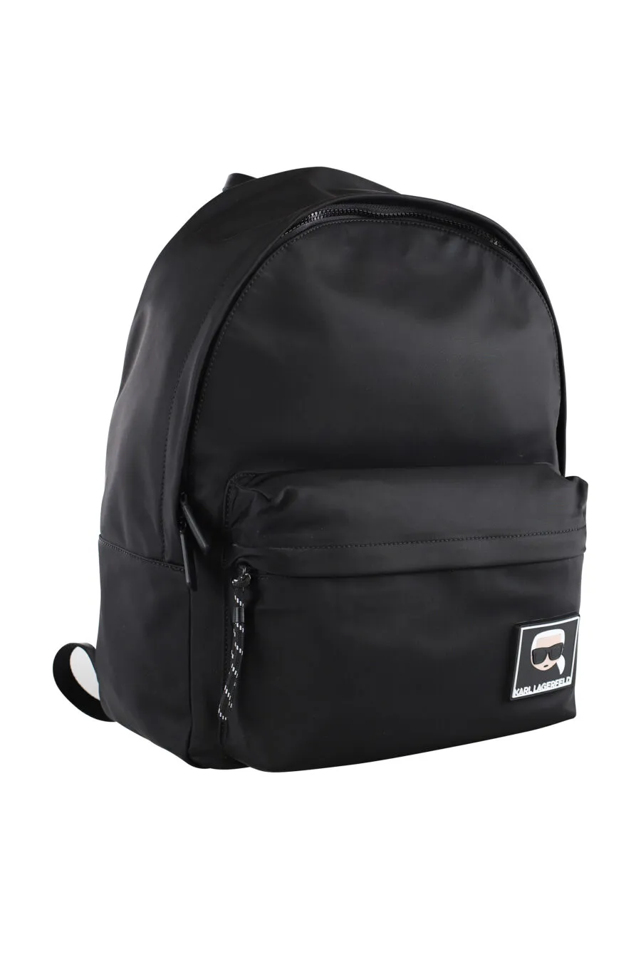 Mochila negra con mini logo