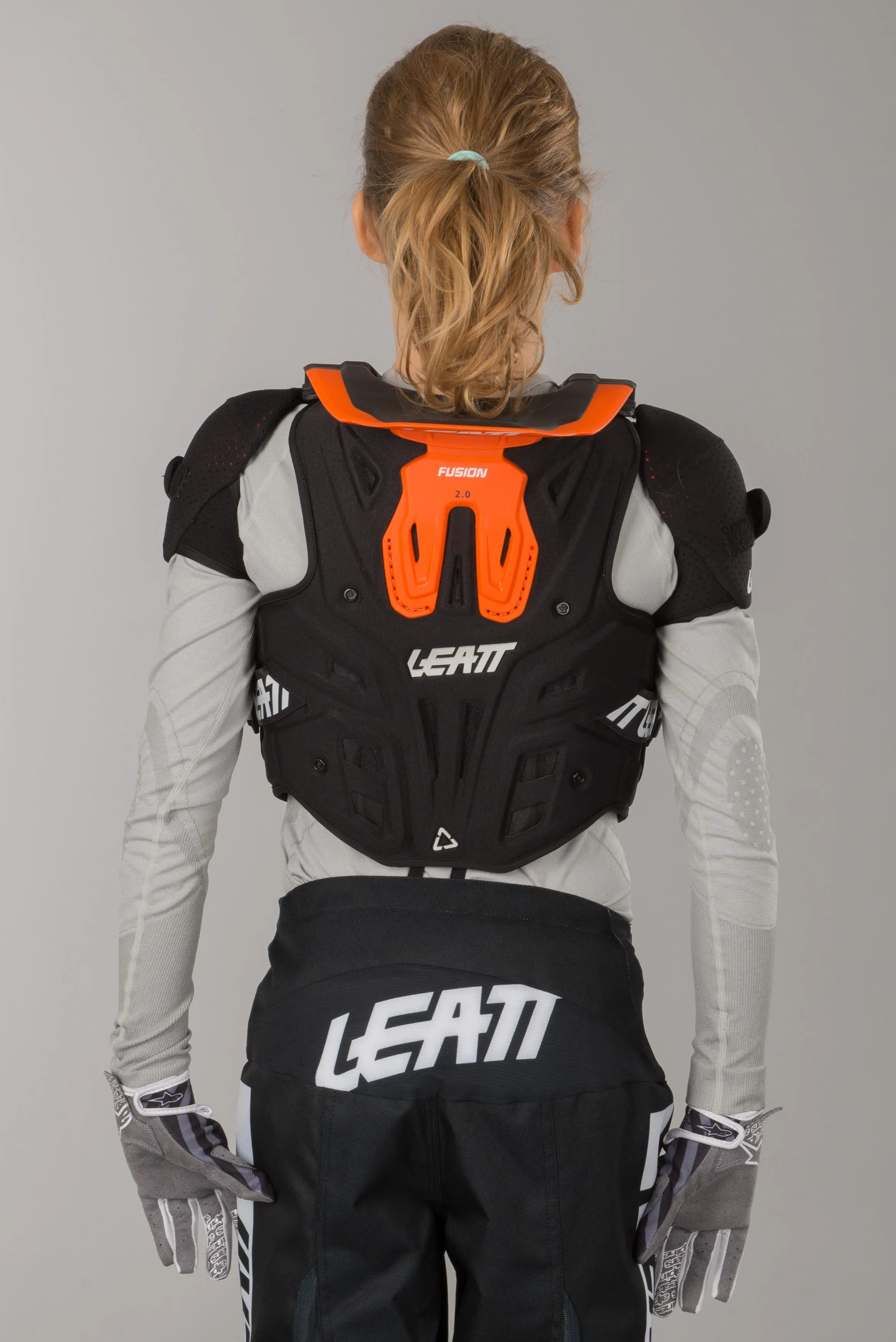 Peto Leatt 2.0 Junior Naranja