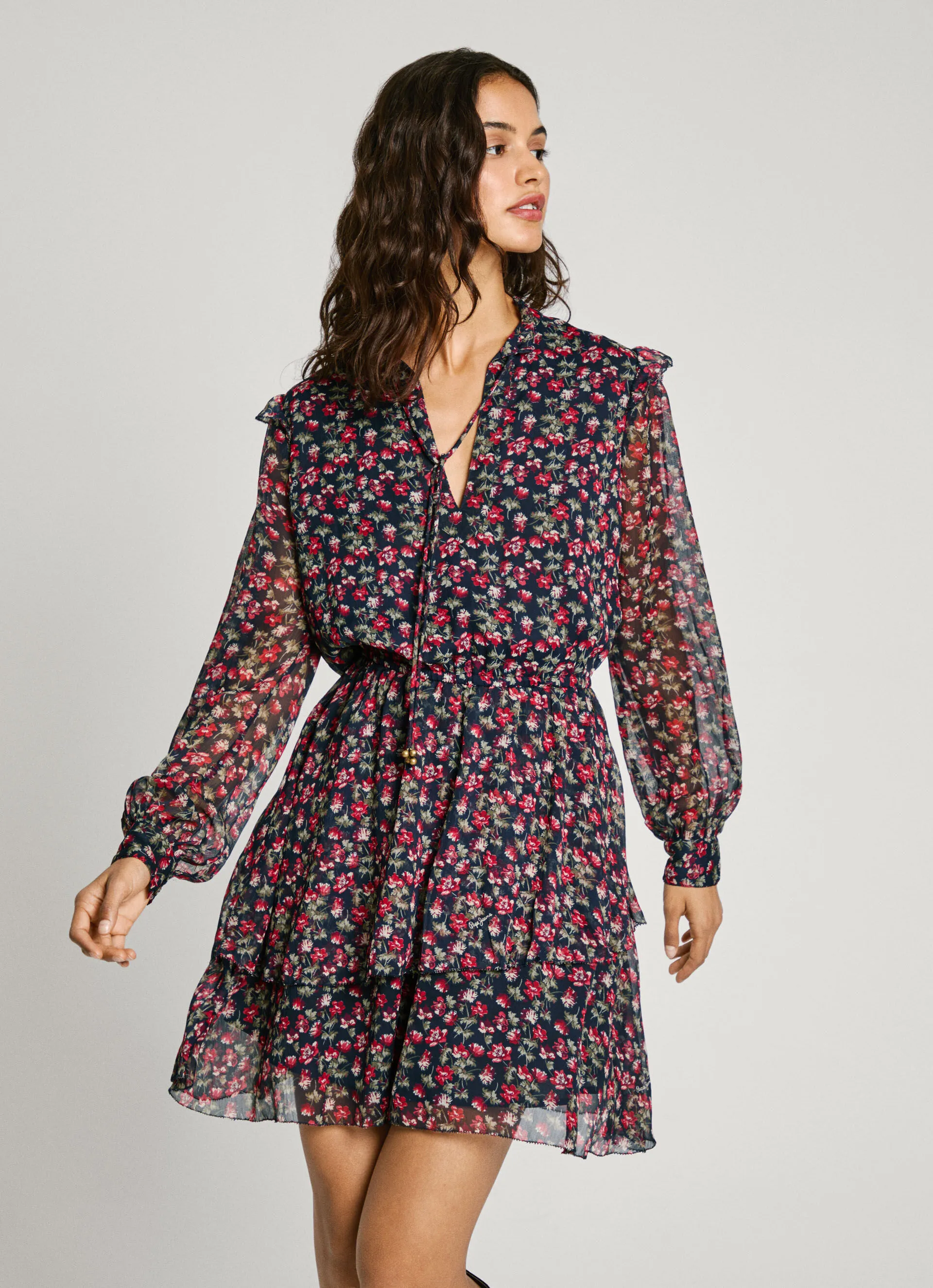 vestido corto de flores