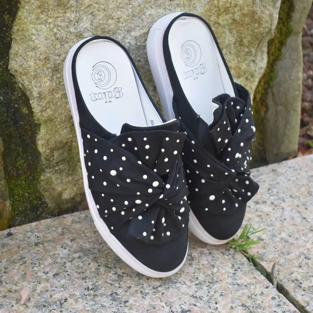 Zueco de piel estilo deportivo TOP3SHOES 8507