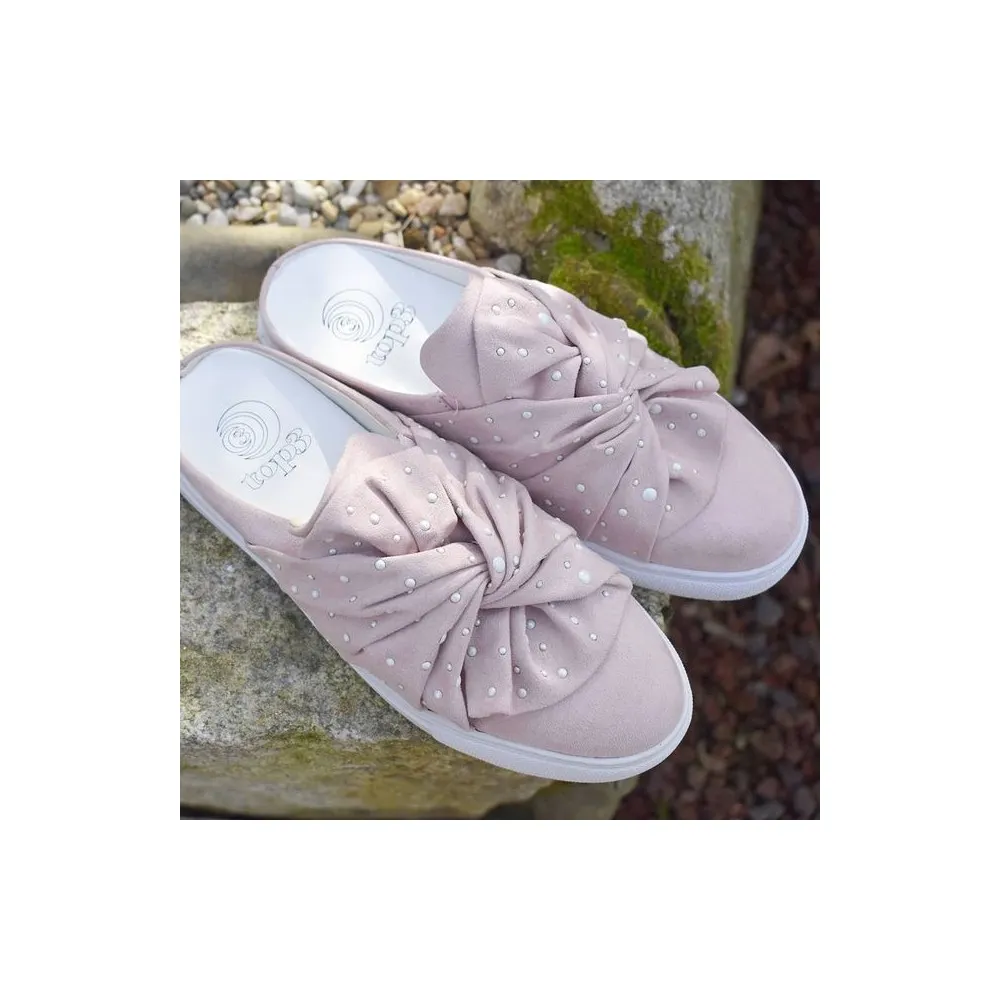 Zueco de piel estilo deportivo TOP3SHOES 8507